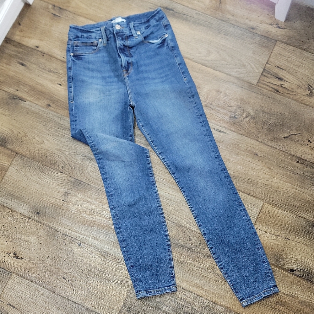 Good American Light Blue Skinny Jeans